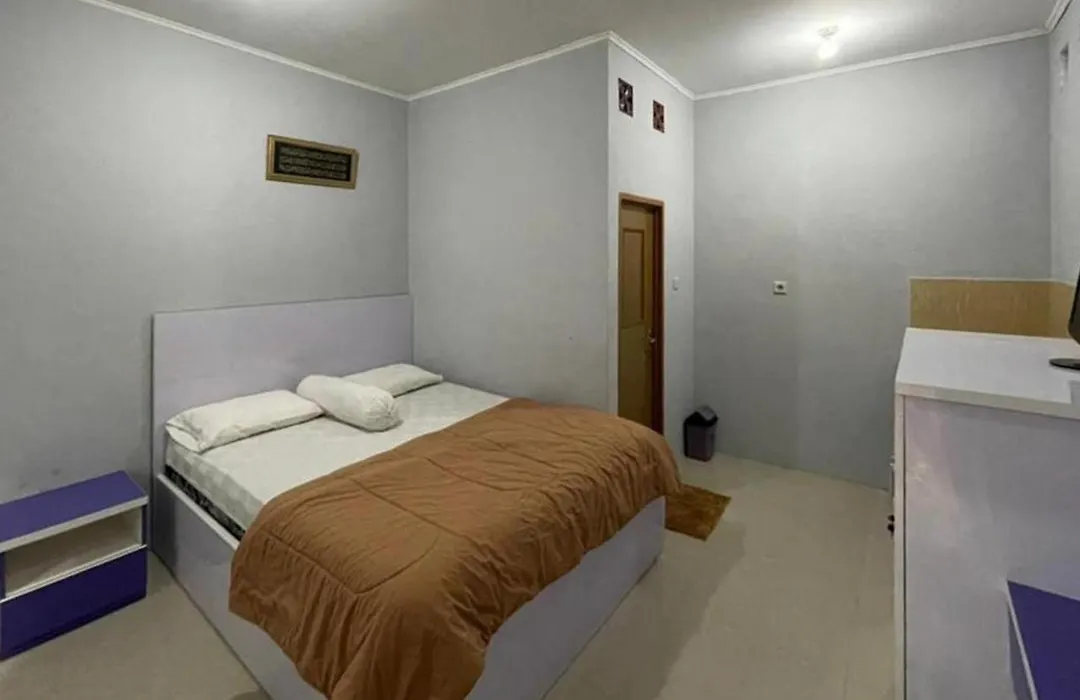 Villa Syariah Citeko RedPartner-1